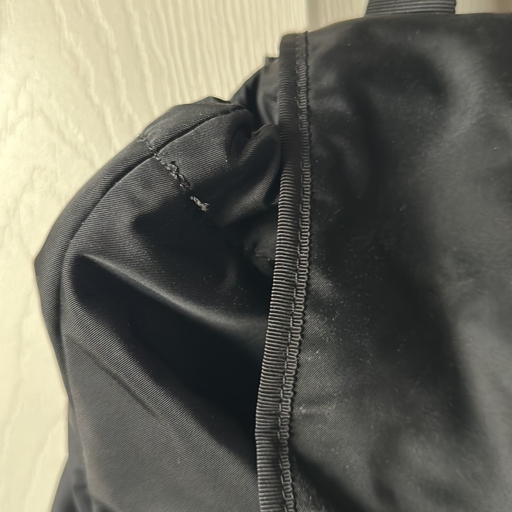 LULULEMON Backpack! 😎 - Picture 6 of 7